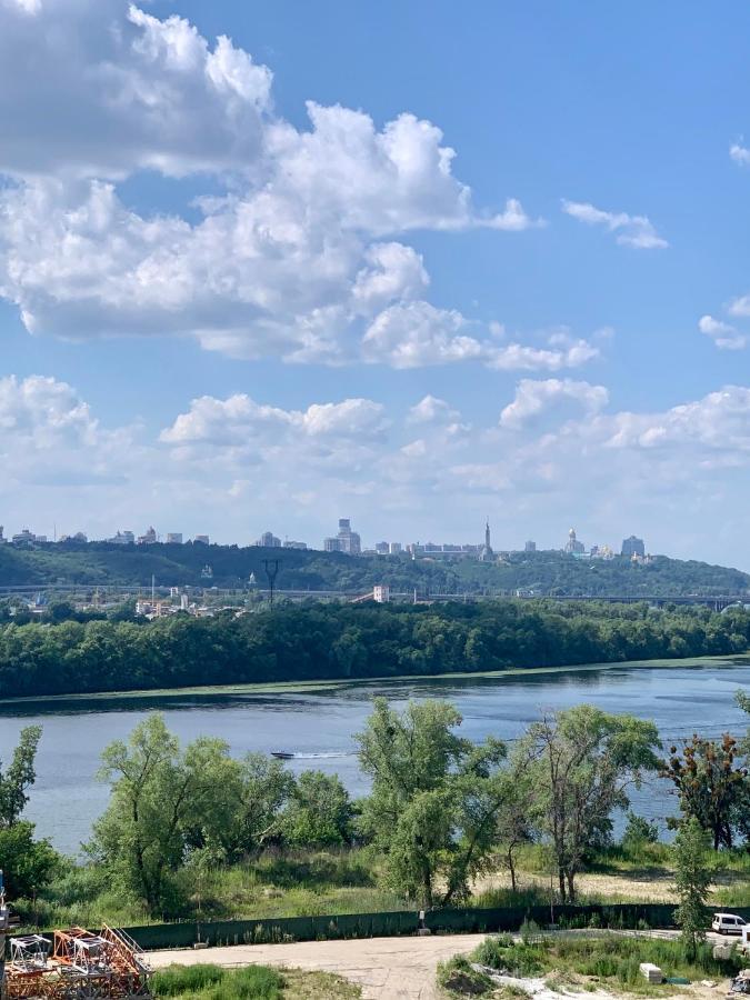 4 Rooms Apartment With A View Of The Dnieper River Kiev Ngoại thất bức ảnh